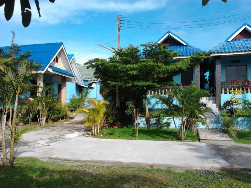 Wangwaree Resort Nai Yang Beach Exterior foto